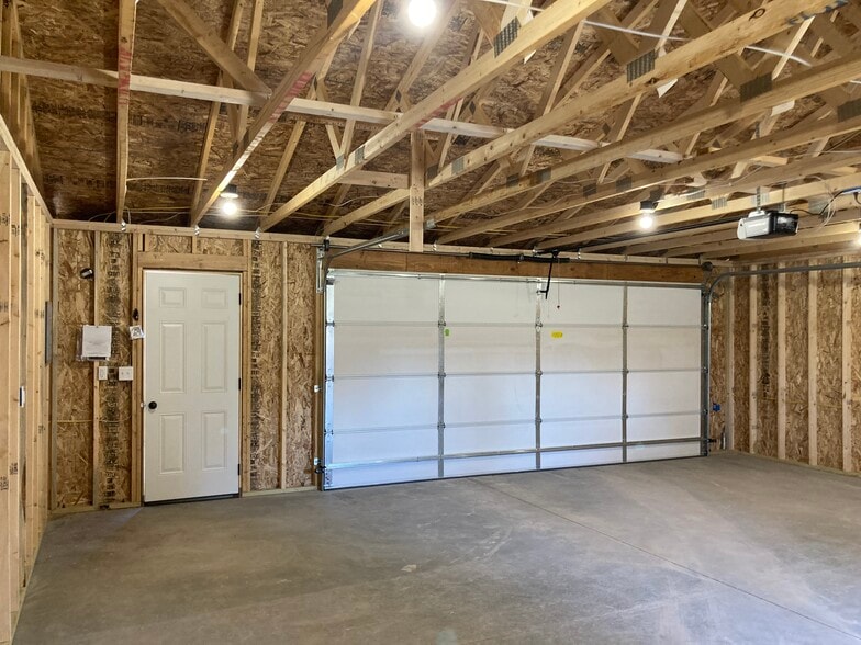 Building Photo - 2905 Garden Ln