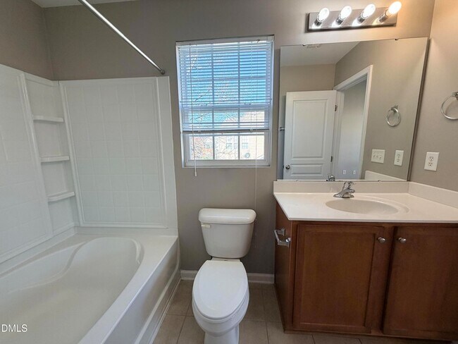 Building Photo - 651 Cupola Dr