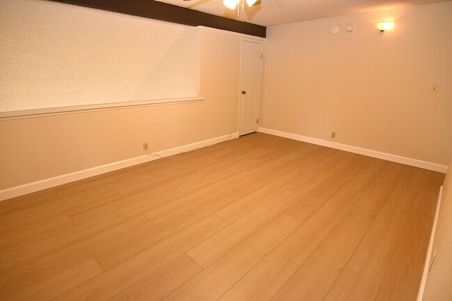 Building Photo - 1034 Summermist Ct