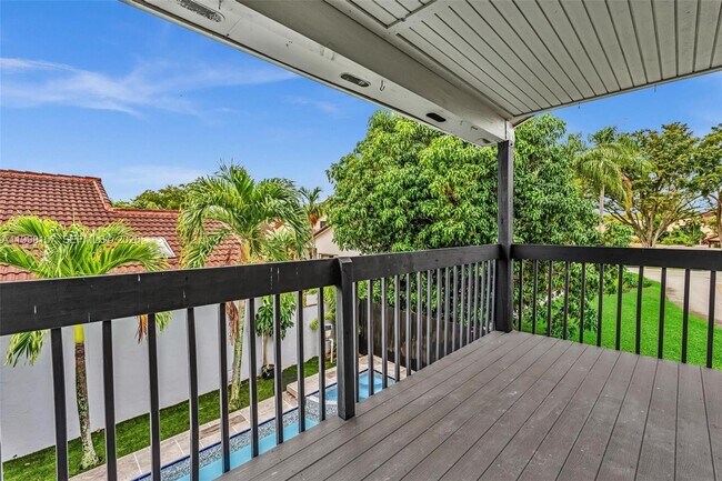 Building Photo - 17532 NW 61st Ct N