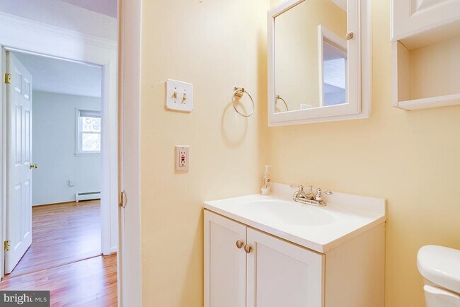 Building Photo - 13714 Gran Deur Dr