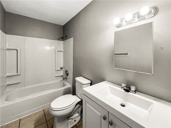 Building Photo - 849 Theodore Vail St E