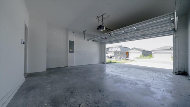 Building Photo - 8735 Sportsman Lp