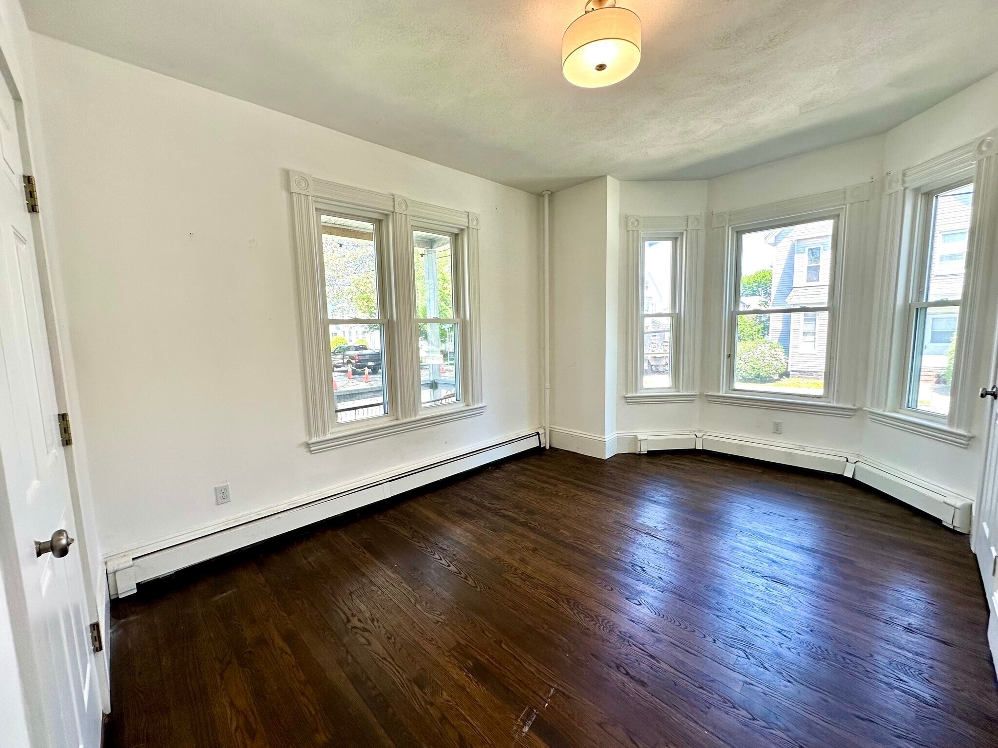 Building Photo - 70 Gardner St