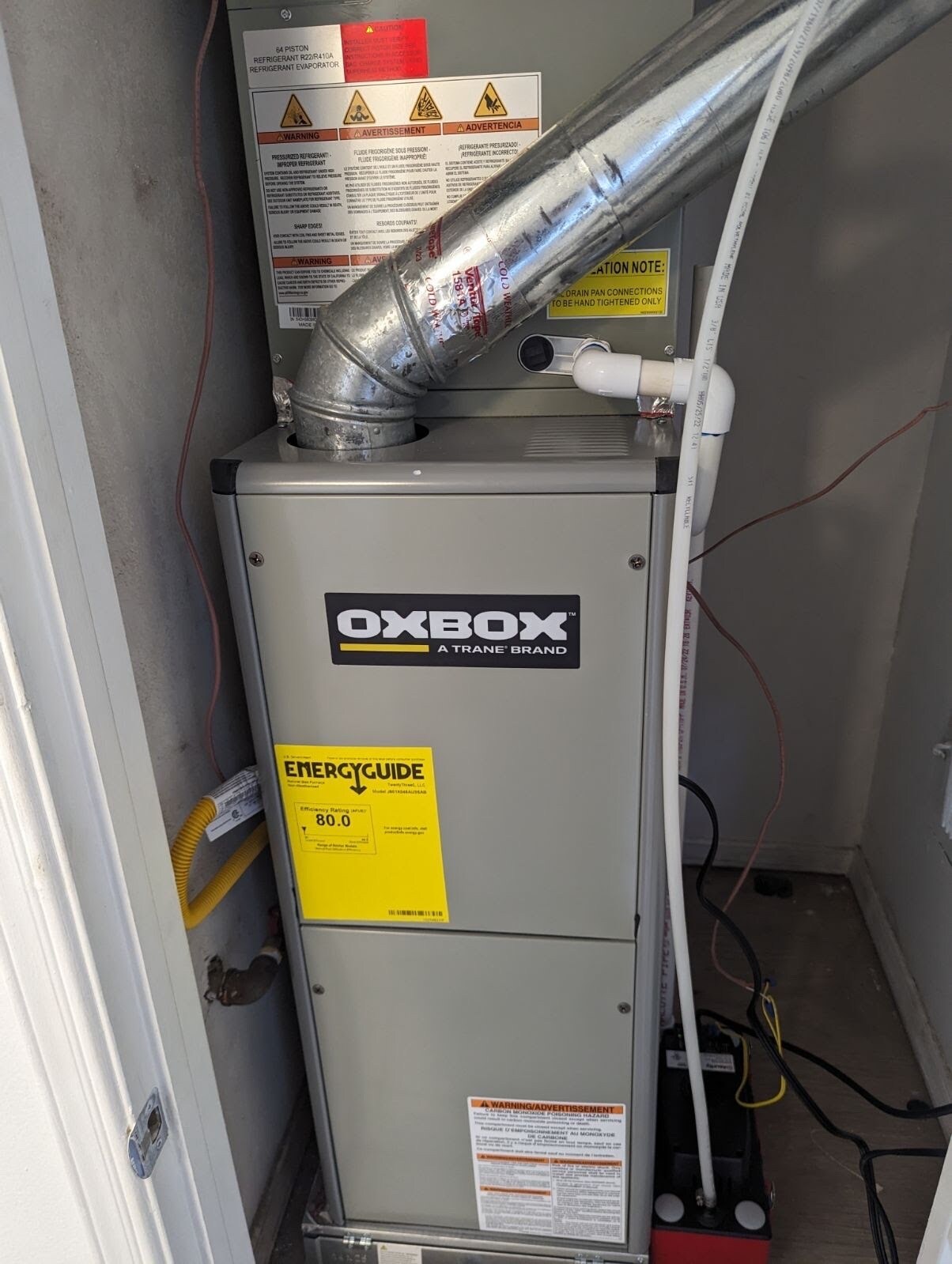 Building Photo - 2329 Sambrano Ave