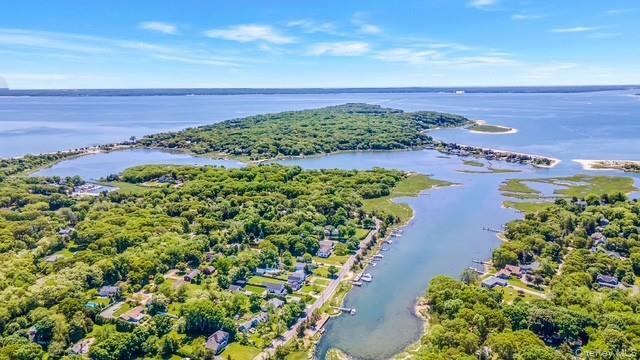 Building Photo - 5415 Skunk Ln