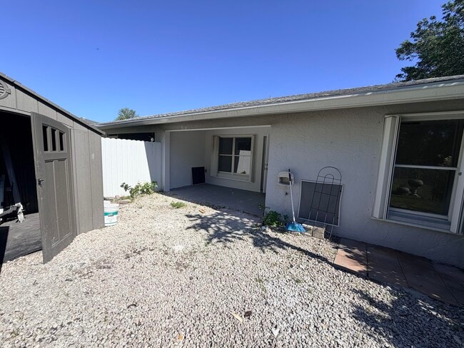 Building Photo - 182 Sparrow Dr