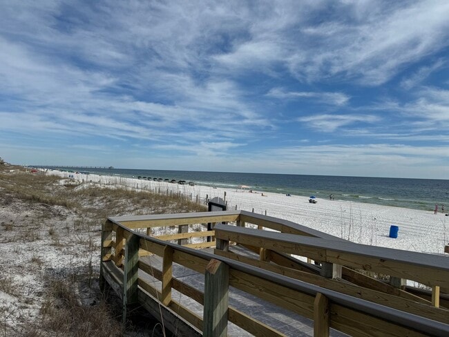 Building Photo - Furnished Townhome on Okaloosa Island