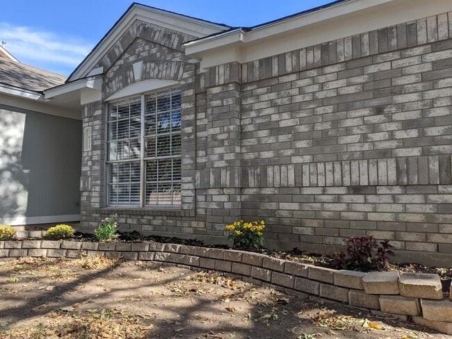 Building Photo - 3631 Walleye Cove