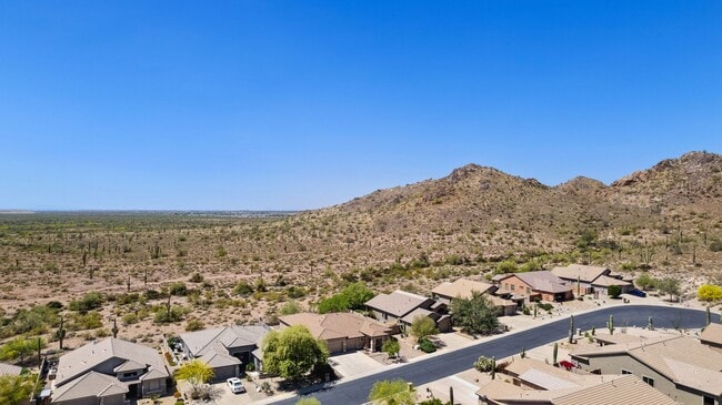 Building Photo - Amazing Home in Gold Canyon backing to Sta...