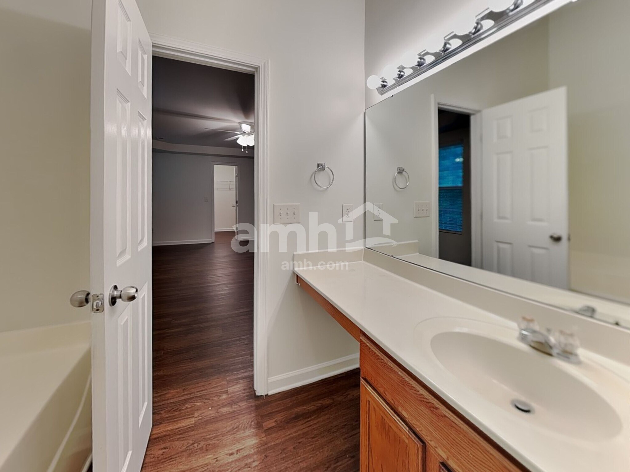 Building Photo - 3309 Vallejo Trl