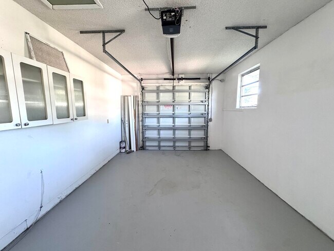 Building Photo - 3692 Corrigan Ct