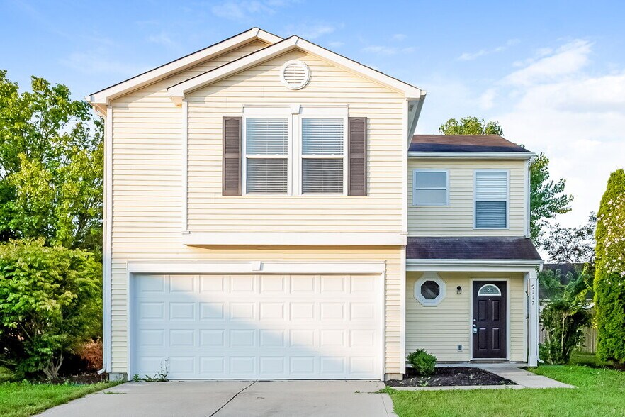 Primary Photo - 9117 Cherry Grove Ct