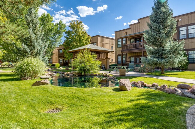 Building Photo - 2421 Quarter Horse Trl