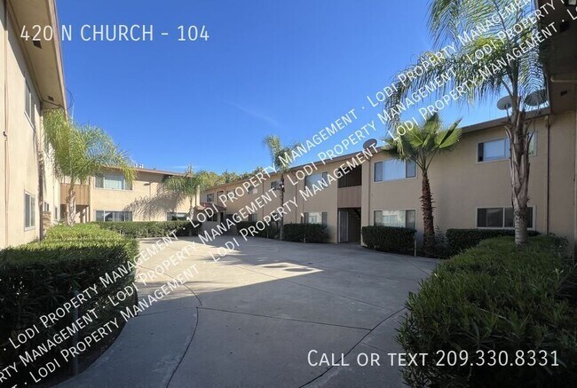 Building Photo - 420 N Church St
