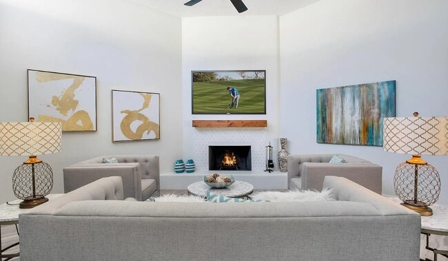 Building Photo - 9448 N 105th St