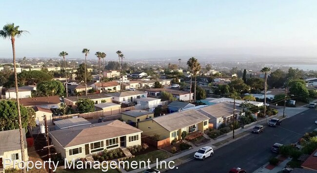 Building Photo - 2 Bed, 1 Bath Unit in Clairemont/Bay Park area