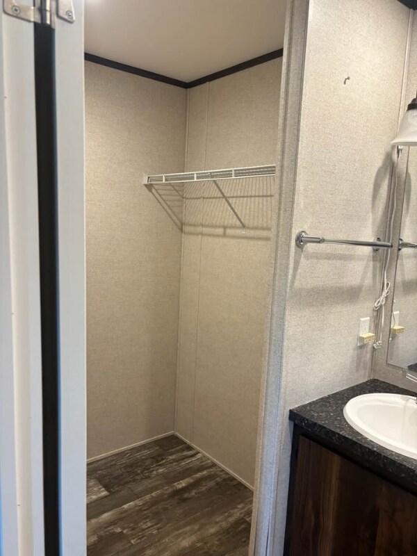 Building Photo - 308 N Main St