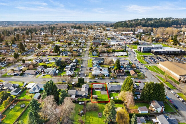 Building Photo - 903 Bonney Ave