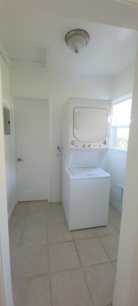 Building Photo - 432 N Glenwood Pl