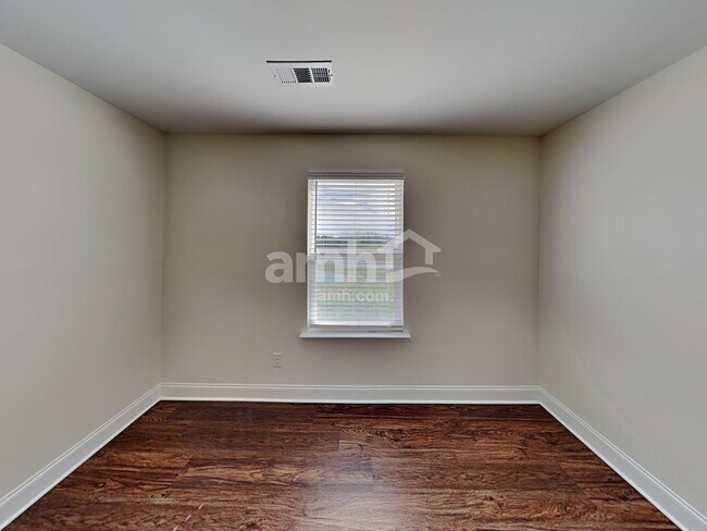 Building Photo - 4845 Chutney Dr