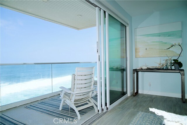 Building Photo - 1249 Ocean Front