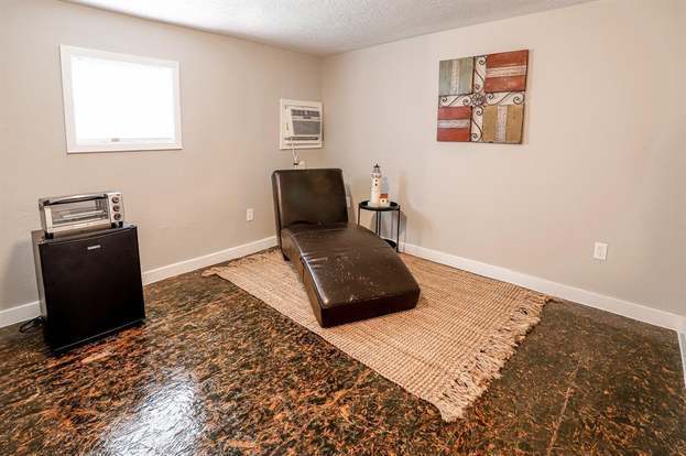 Building Photo - 27327 Peach Creek Dr