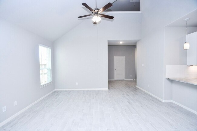 Building Photo - 1417 Sundown Gln Ln
