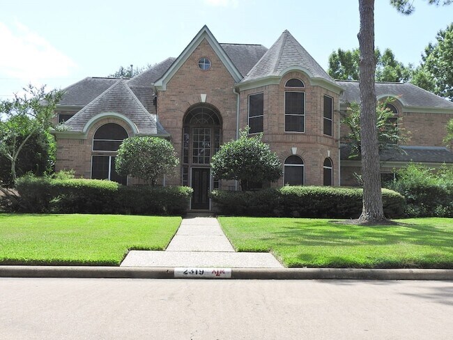 Building Photo - 2319 Amber Springs Dr