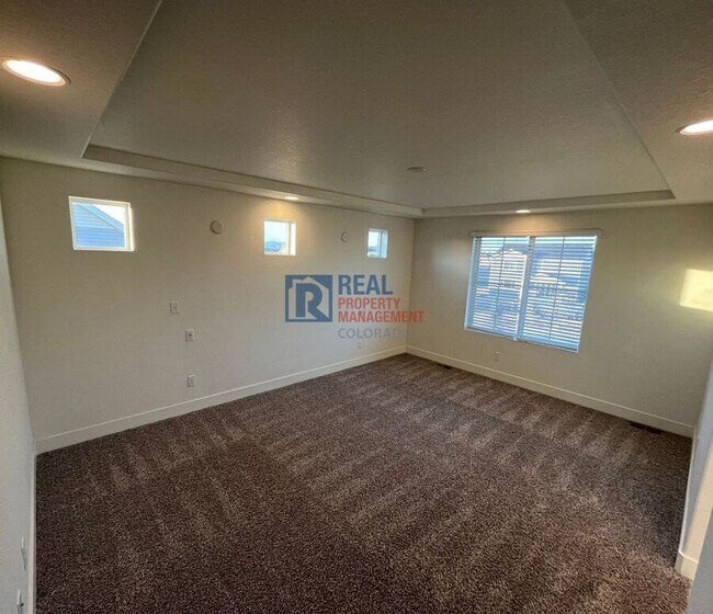 Building Photo - 4211 Riverwalk Cir