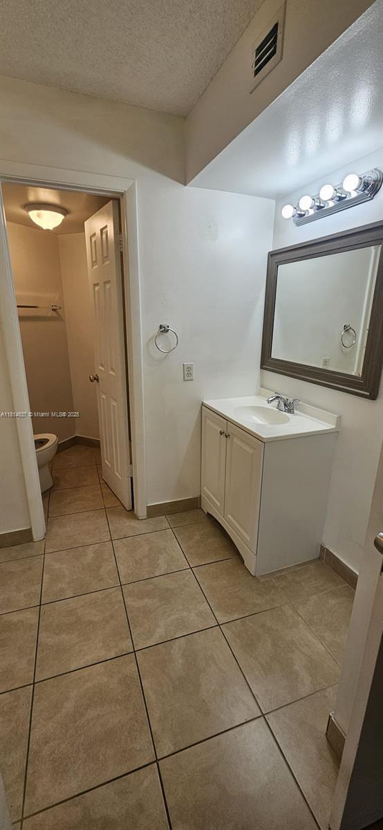 Building Photo - 10451 W Broward Blvd