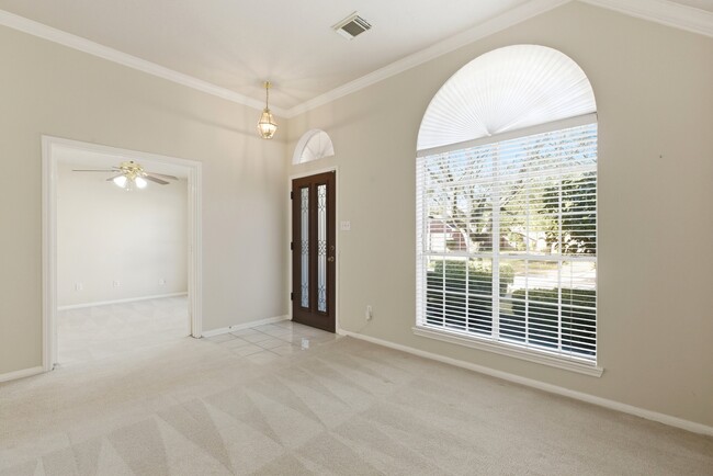 Building Photo - 18014 Still Springs Ct