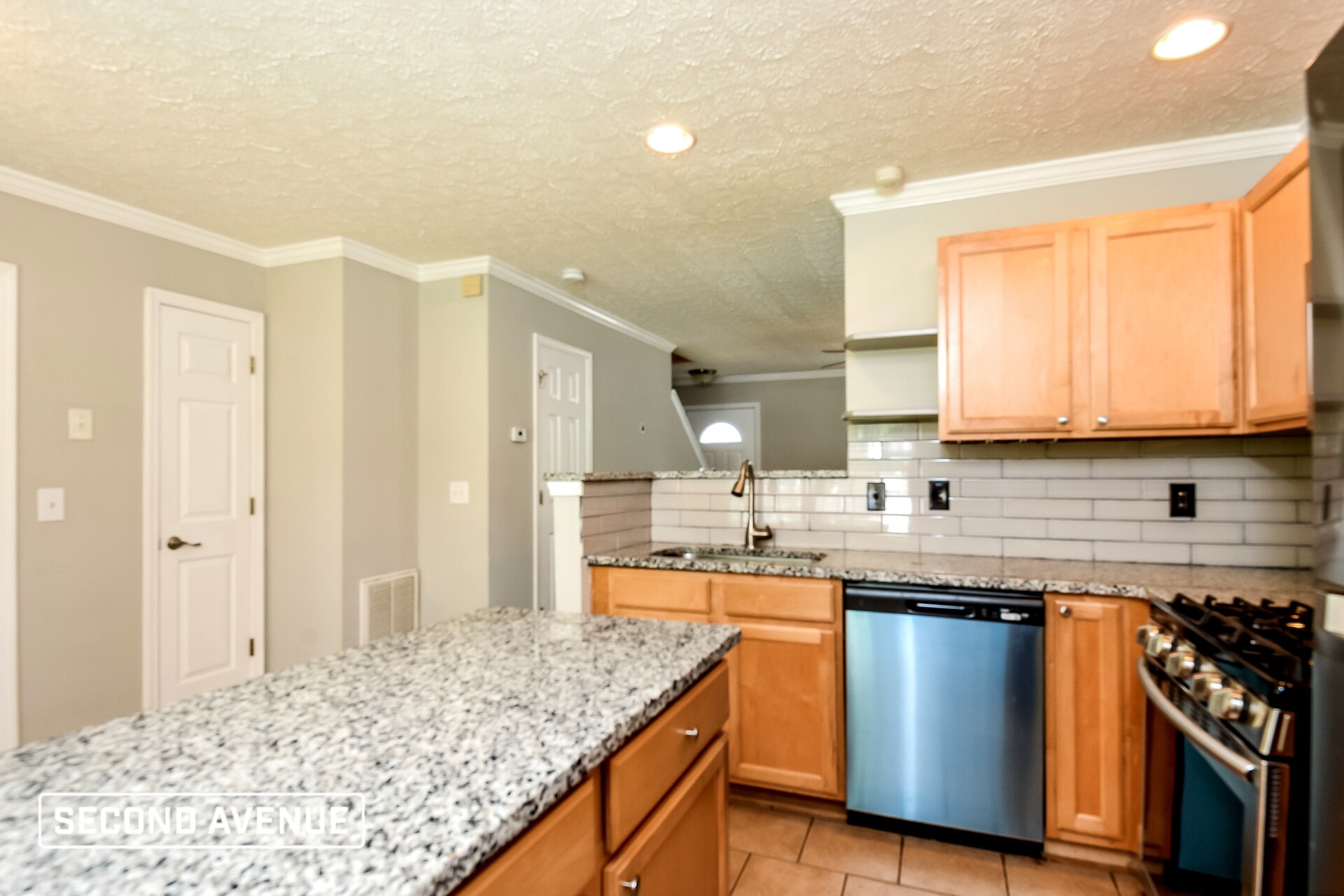 Building Photo - 208 Ilex Dr