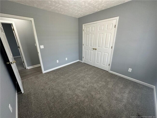 Building Photo - 3521 Harrisburg Dr