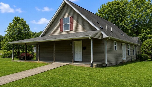 Building Photo - 19045 Stone Mountain Rd