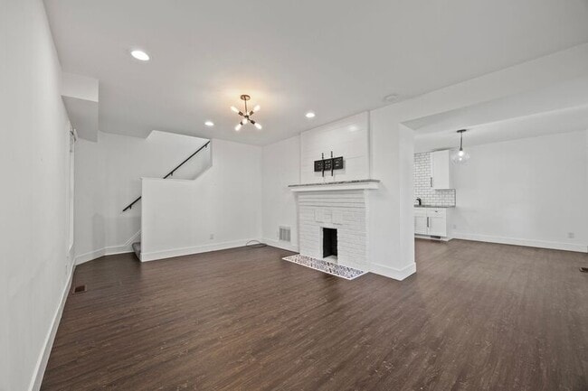 Building Photo - 1420 S Ohio Ave
