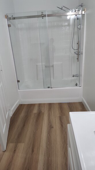 Building Photo - 13740 Bentongrove Dr