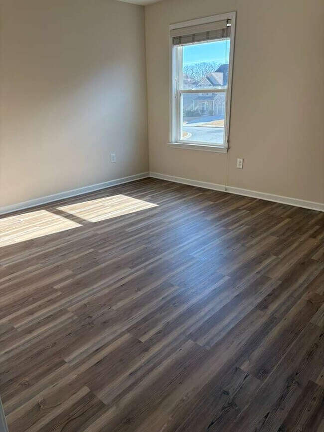 Building Photo - 4615 Fallow Ln