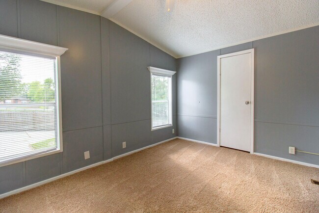 Building Photo - 5509 Cone Dr