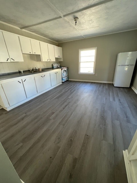 Building Photo - 401 Walnut St