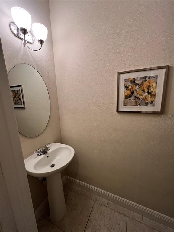 Building Photo - 10742 Sunset Ridge Ln