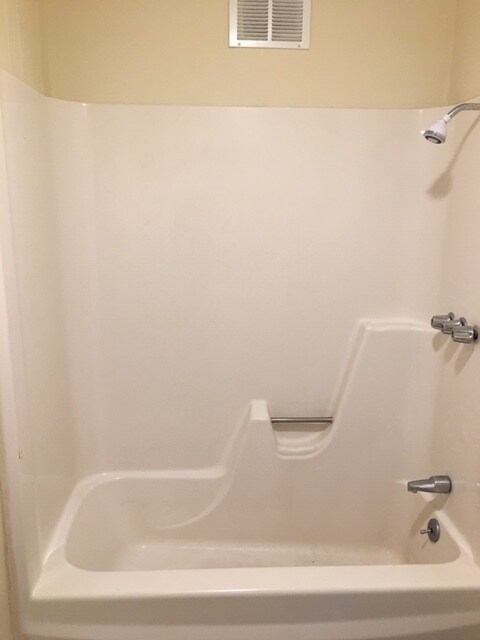 Building Photo - 2725 Wren Dr