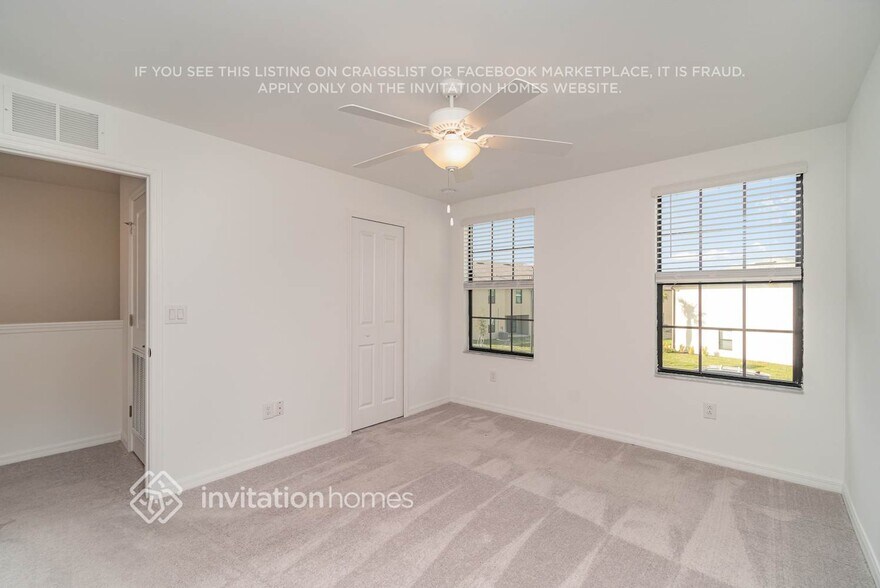 Building Photo - 2047 E Landings Wy