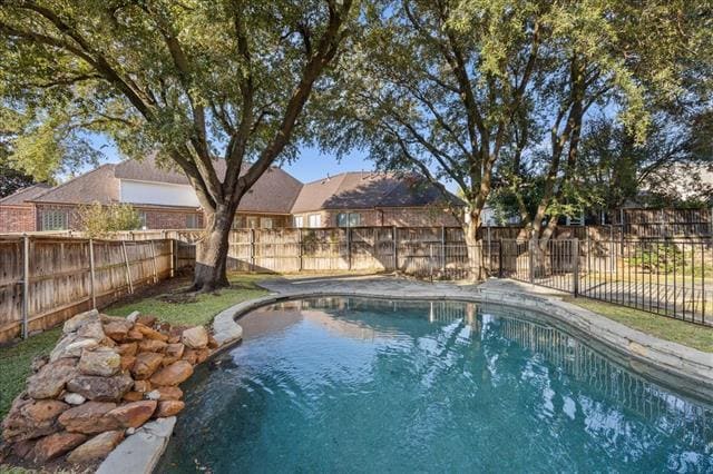 Building Photo - 7924 Vista Ridge Dr N