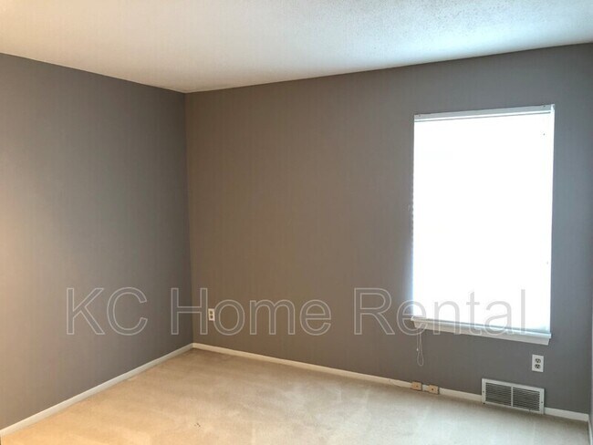 Building Photo - 8506 W 108th Pl