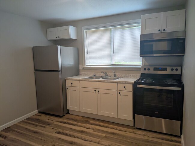 Building Photo - 1071 Kathryn