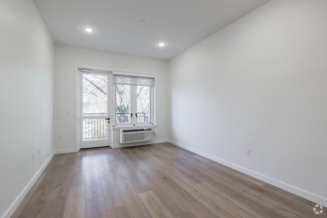 2BR, 2BA - 1,114SF - Living Room - Gabriel Luxury Apartments-Call for details!