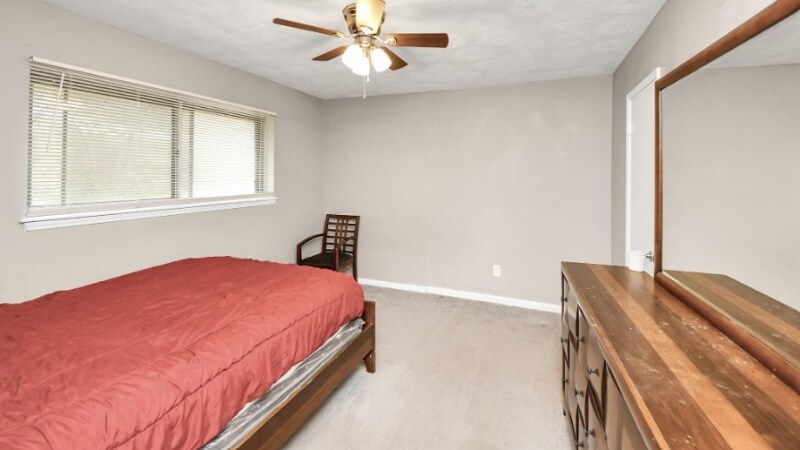 Building Photo - 318 Elm St