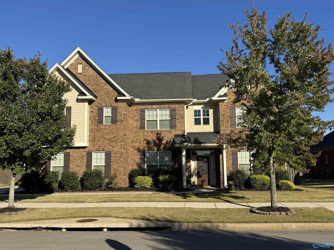 Building Photo - 5 Brown Tulip Dr