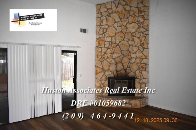 Building Photo - 1134 Porter Ave